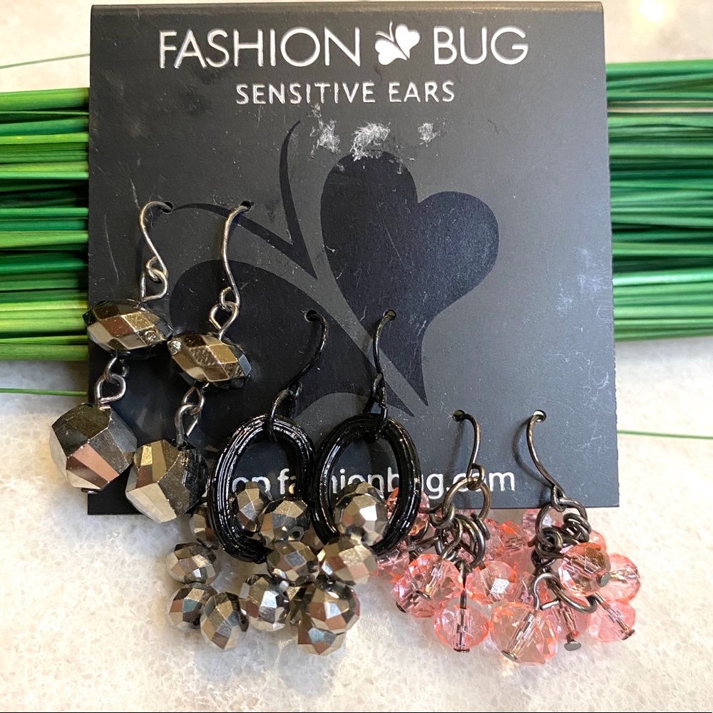 Set of 3 dangle earrings, Fashion Bug NWT